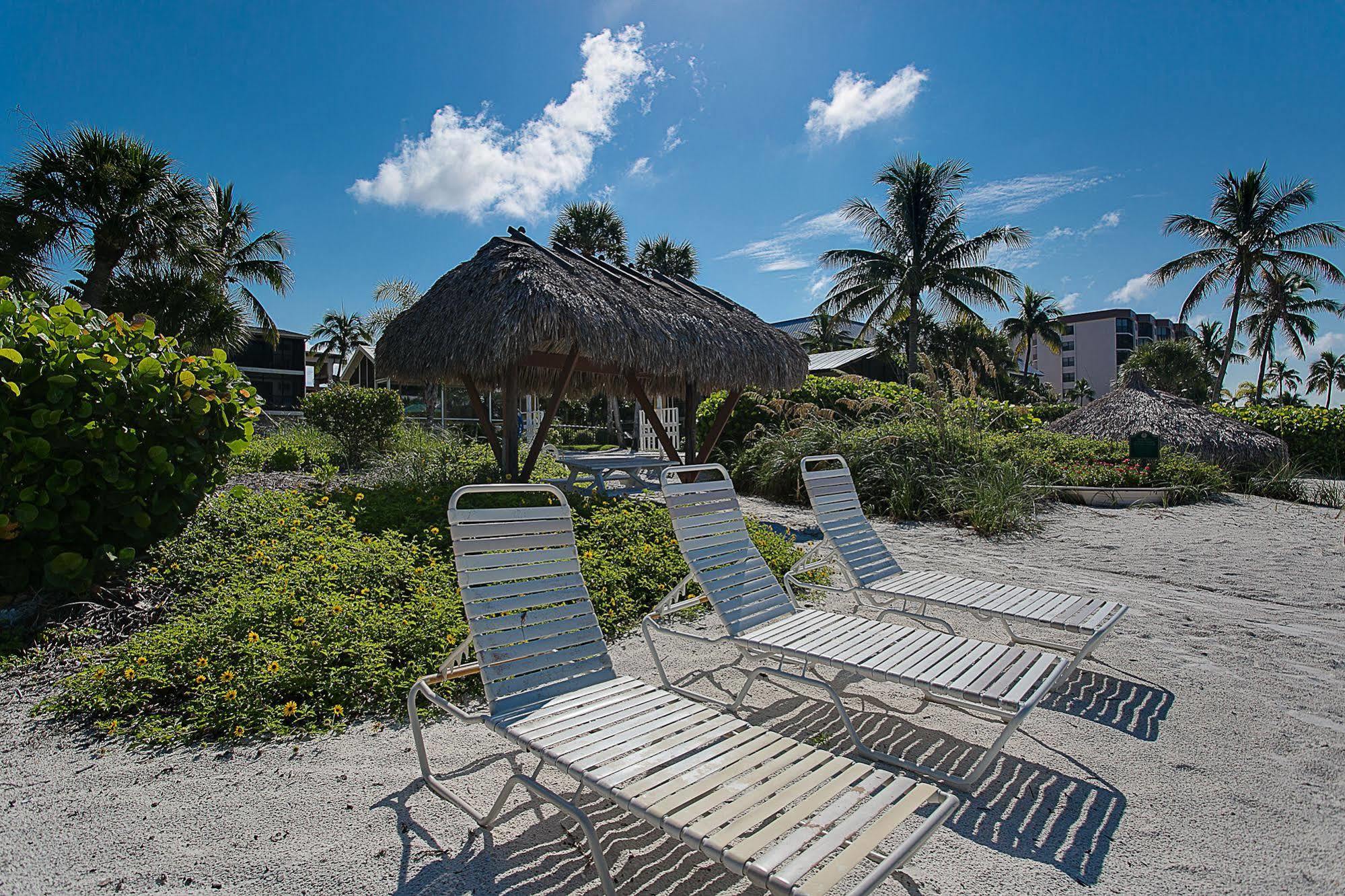 Caribbean Beach Club Fort Myers Beach Exterior foto